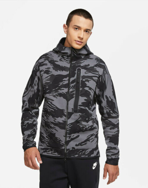 Nike Men s Tech Fleece Camo Full Zip 